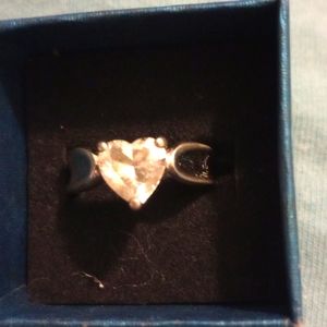 🥰3/$25 EUC STERLING SILVER CZ engagement / casual RING. SIZE 7.   925 SS